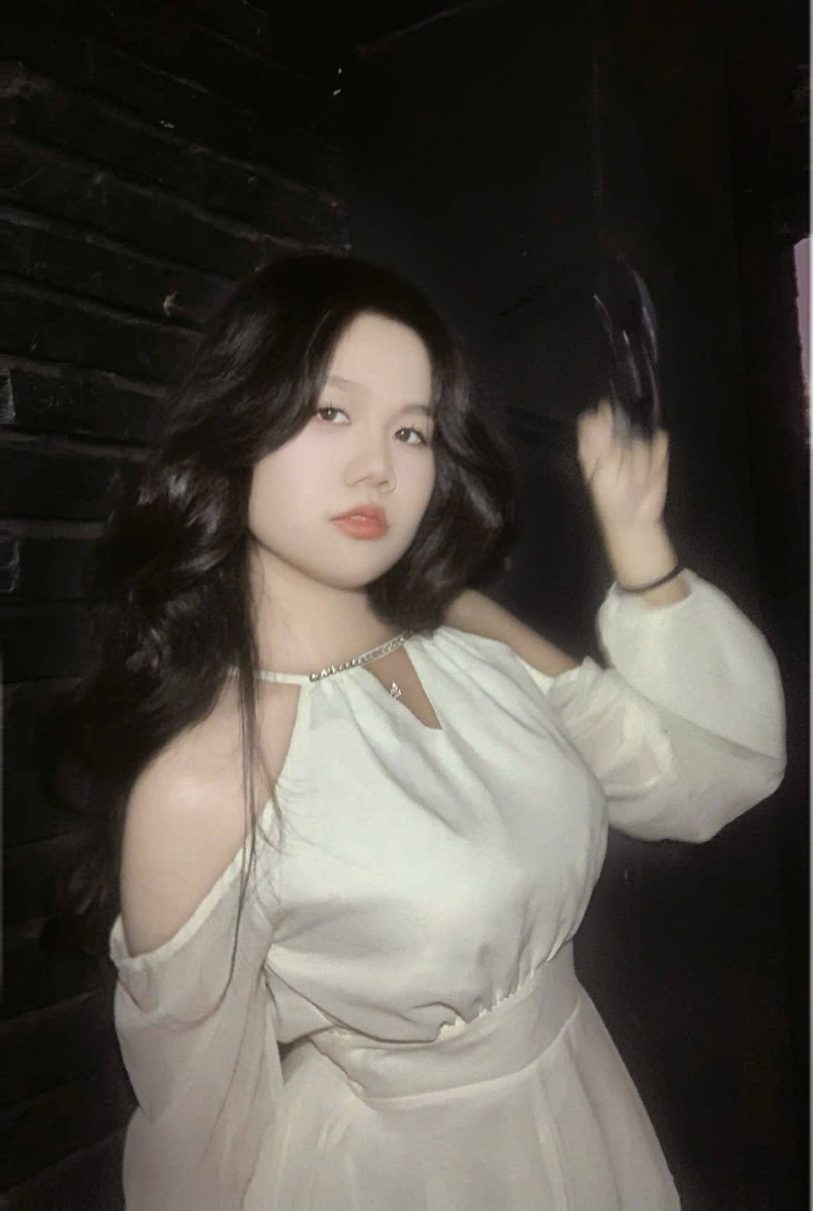 Nguyễn Ngọc Ý Lam